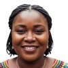 femme camerounaise 35-45 ans, sourire naturel